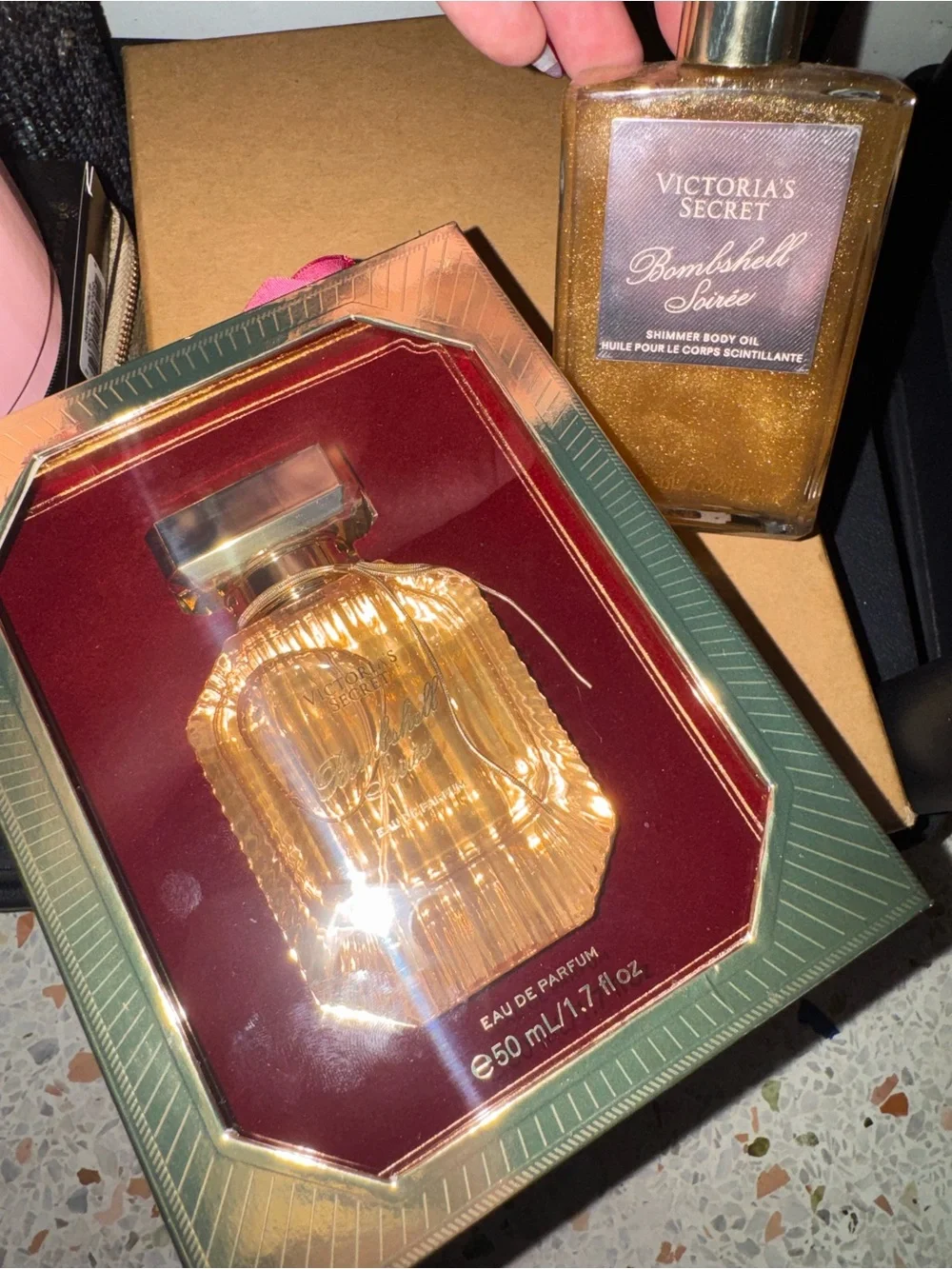 Victoria's Secret Bombshell Soirée Shimmer Body Gift set